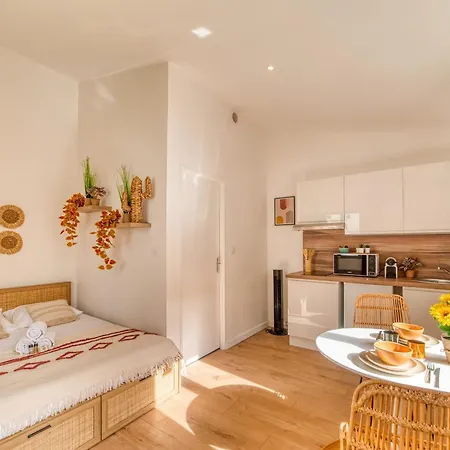 La Soleil - Maison Avec Jardin Prive 데시네샤르피우